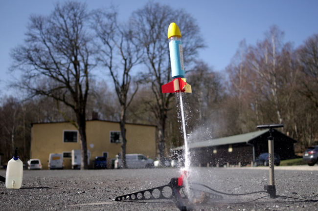 Raketenbau Porzellanikon selb