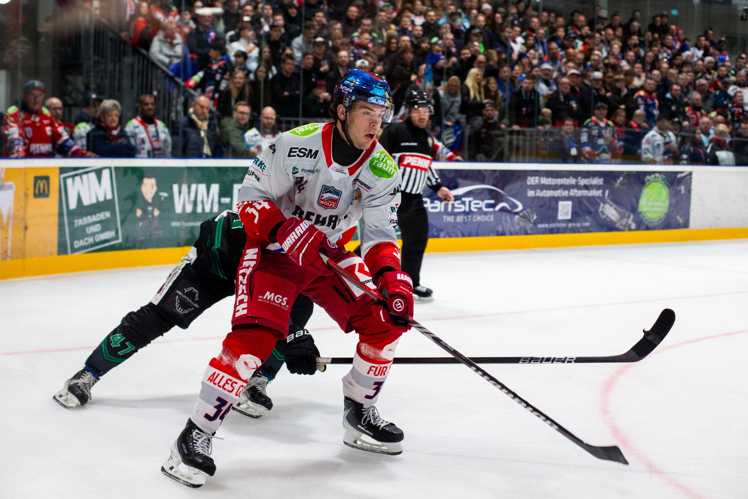 251017 HEC SEL PM 158