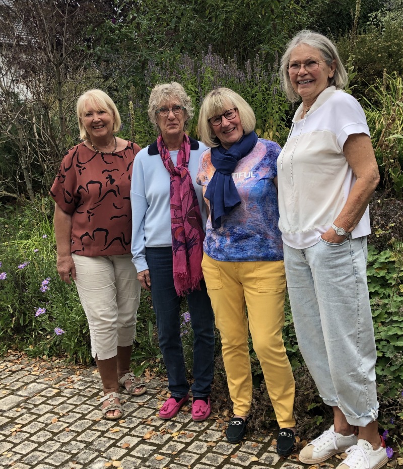 frauengruppe kunstauktion selb 1025