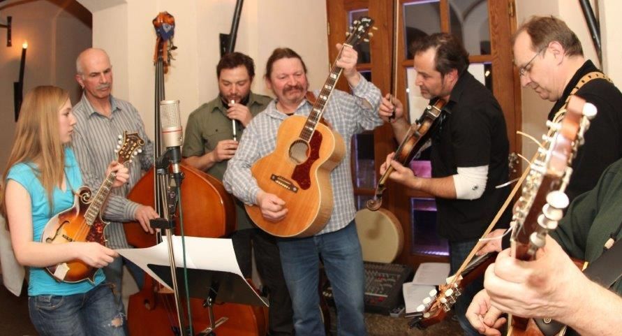 theater selb cara folk 2